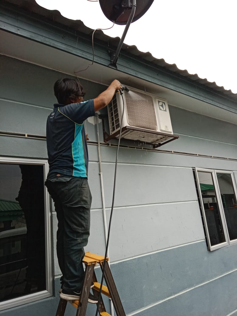 Servis aircond